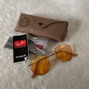 Ray-Ban Unisex Round Sunglasses